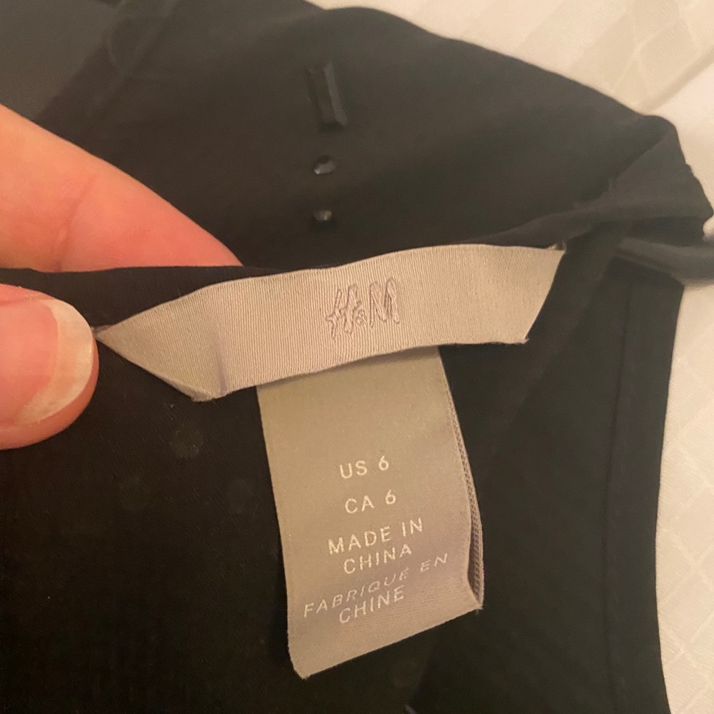 H&M black dress shirt